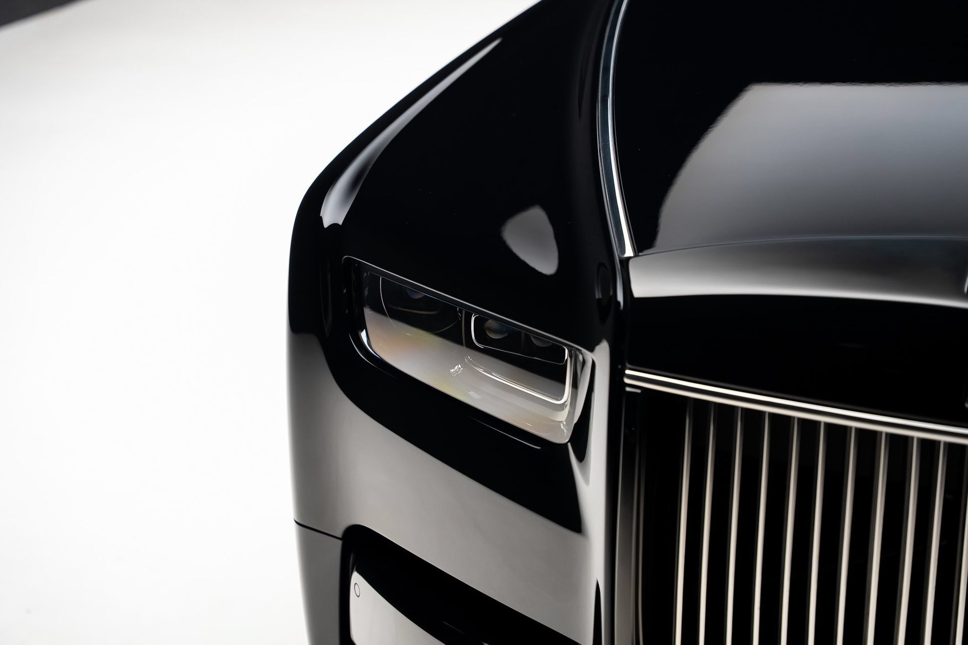 Used 2024 Rolls-Royce Phantom Extended Wheelbase RWD image 13