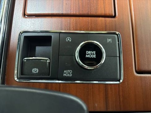 Used 2022 Lincoln Navigator Reserve AWD/4WD image 44