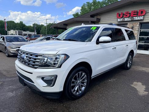 Used 2018 Ford Expedition Max Limited w/ Equipment Group 301A AWD/4WD image 4