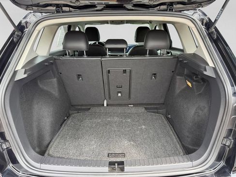 Used 2022 Volkswagen Taos SE FWD image 27