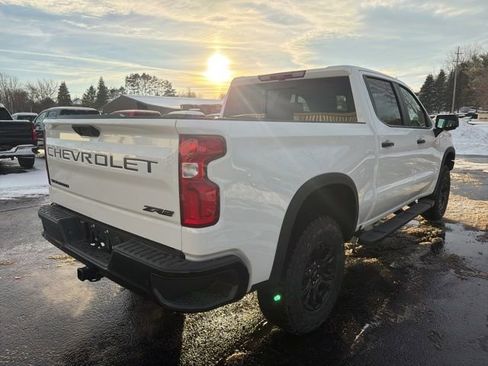 New 2026 Chevrolet Silverado 1500 ZR2 w/ Dark Appearance Package image 3