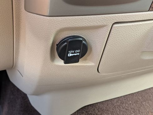 Used 2017 RAM 3500 Laramie AWD/4WD image 29