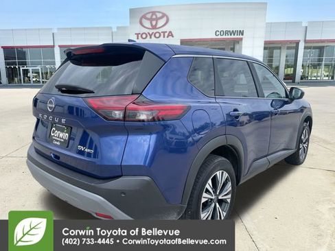 Used 2023 Nissan Rogue SV AWD/4WD image 5