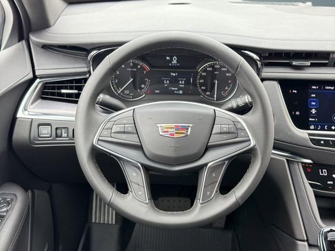 New 2026 Cadillac XT5 Luxury w/ LPO, Floor Liner Package AWD/4WD image 17