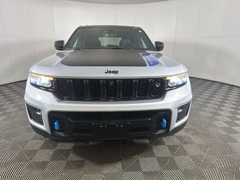 Used 2023 Jeep Grand Cherokee Trailhawk w/ Advanced Protech Group II AWD/4WD image 9