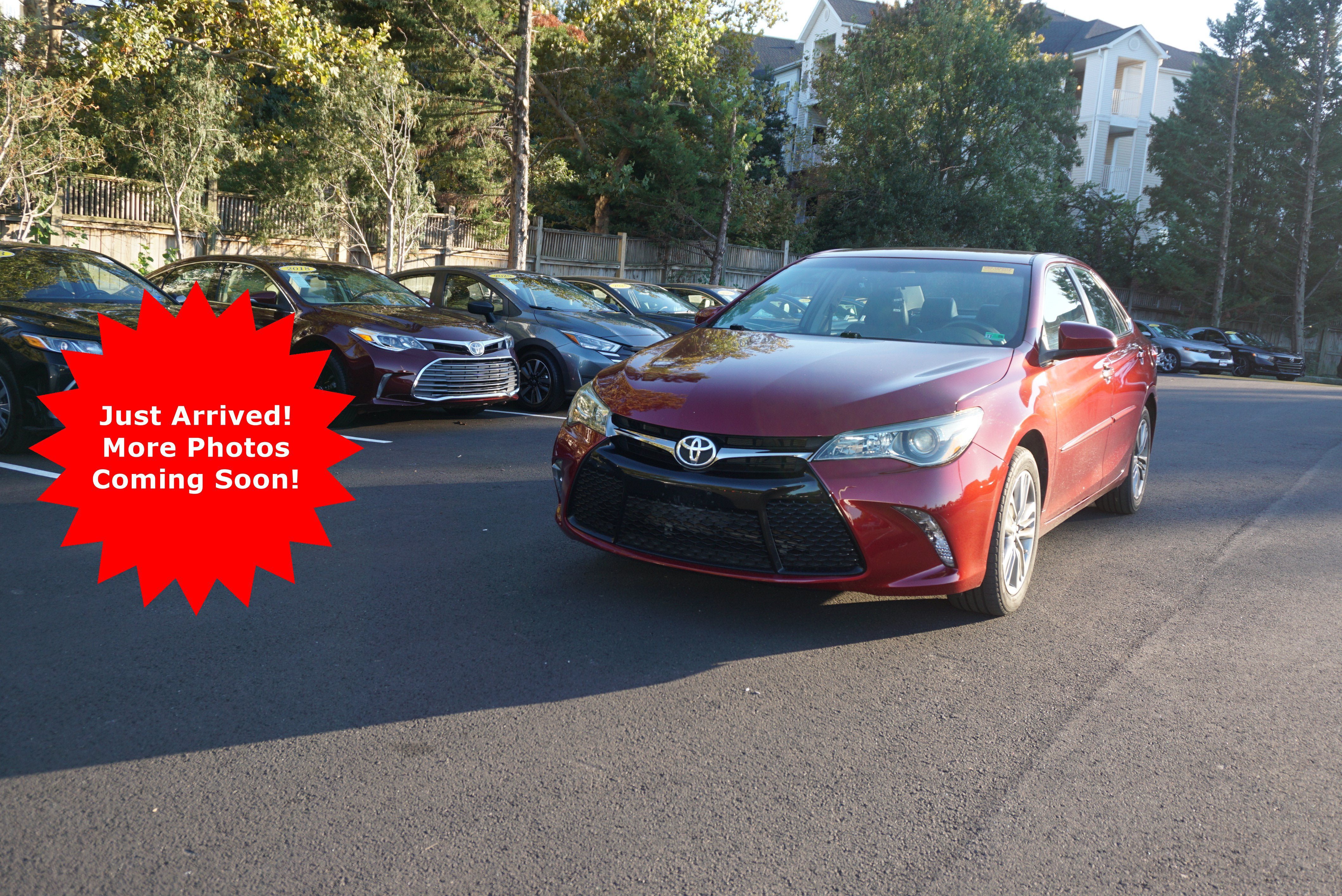 Used 2016 Toyota Camry SE w/ Protection Package (Q2) FWD image 1