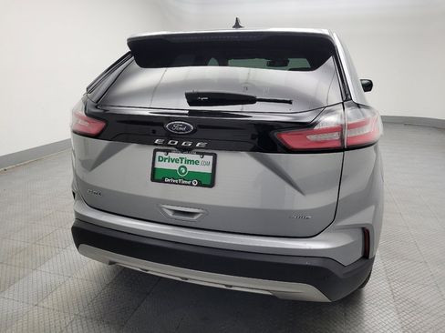Used 2023 Ford Edge SEL image 7