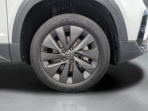 Used 2024 Volkswagen Taos S image 12