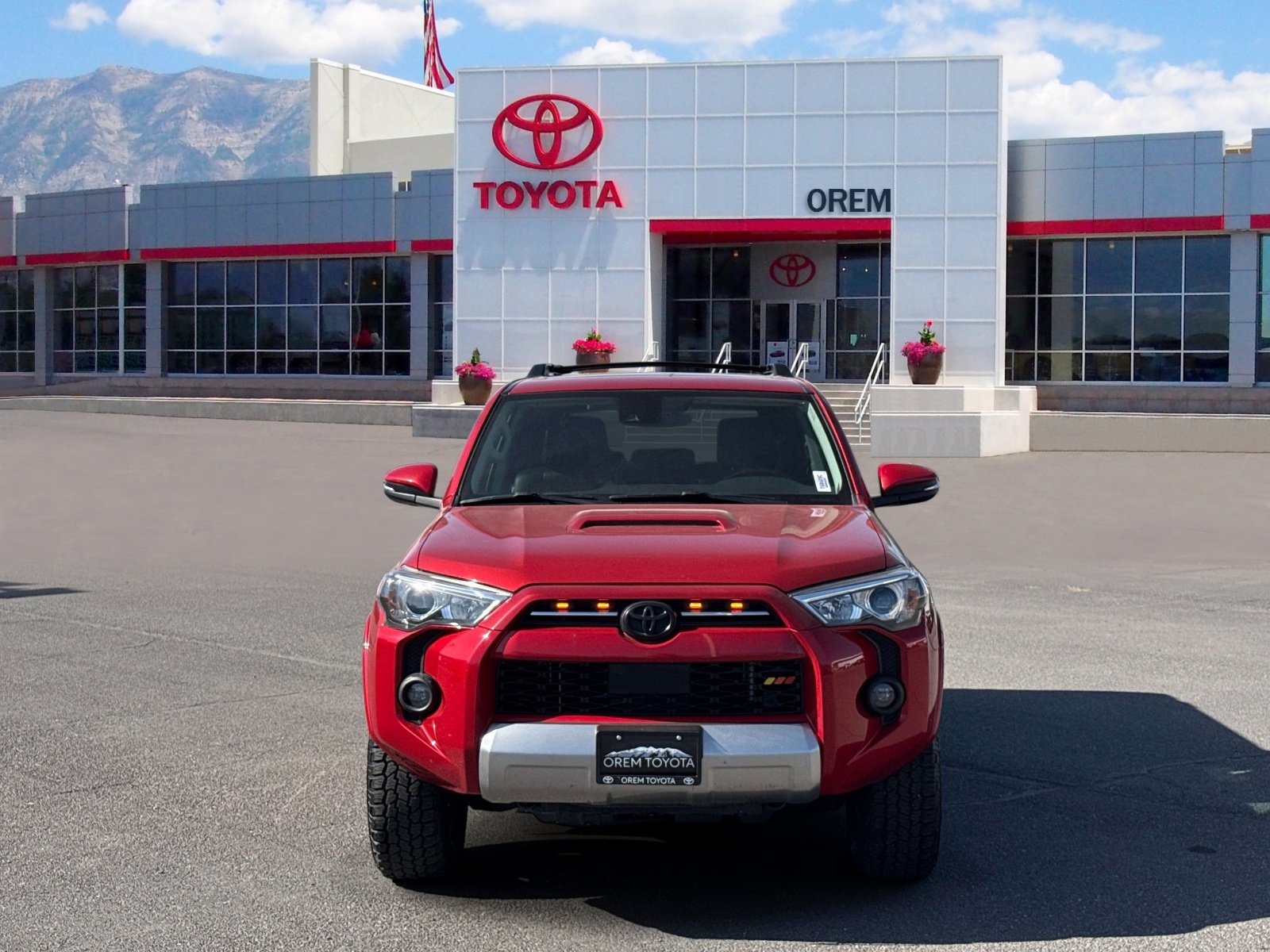 Used 2023 Toyota 4Runner TRD Off-Road Premium w/ Moonroof Package AWD/4WD image 2