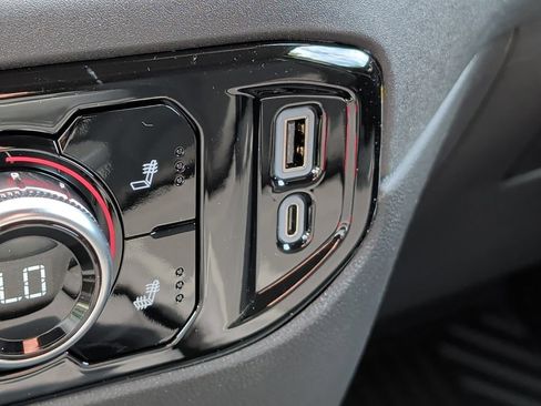New 2026 GMC Sierra 1500 Elevation AWD/4WD image 33