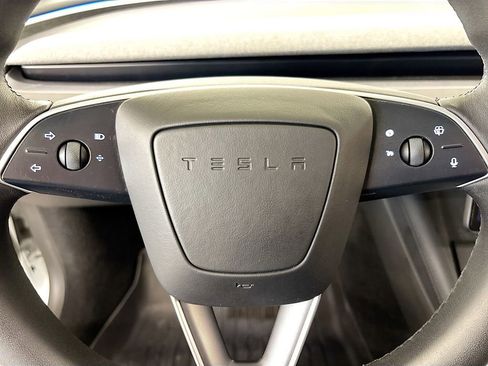 Used 2024 Tesla Model 3 Standard Range image 17