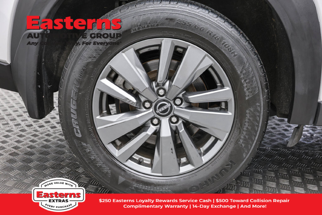 Used 2023 Nissan Pathfinder S AWD/4WD image 32