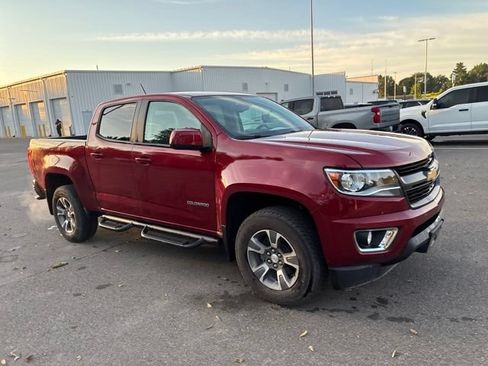 Used 2018 Chevrolet Colorado Z71 AWD/4WD image 6