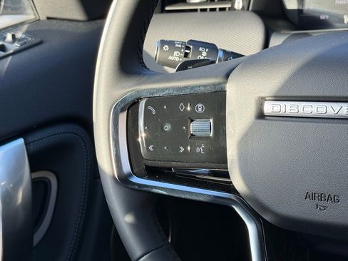 Certified 2025 Land Rover Discovery Sport Dynamic SE image 19