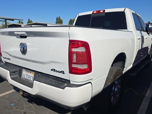 Used 2023 RAM 2500 Laramie AWD/4WD image 4