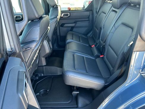 New 2025 Ford Bronco Big Bend w/ Black Diamond Package image 21