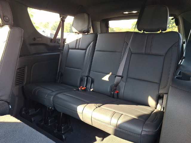 Used 2026 Chevrolet Suburban RST AWD/4WD image 21