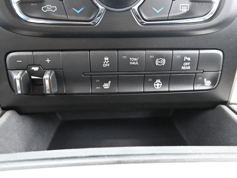 Used 2016 RAM 2500 Big Horn AWD/4WD image 25