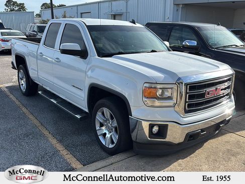 Used 2015 GMC Sierra 1500 SLE w/ SLE Value Package image 1