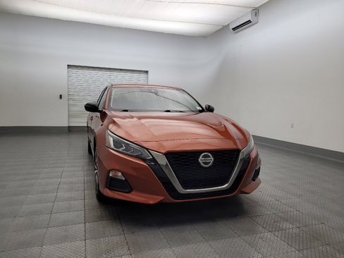 Used 2020 Nissan Altima 2.5 SR image 14