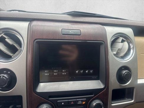 Used 2014 Ford F150 King Ranch w/ King Ranch Luxury Package RWD image 12