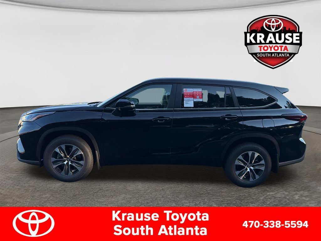 New 2026 Toyota Highlander XLE AWD/4WD image 4