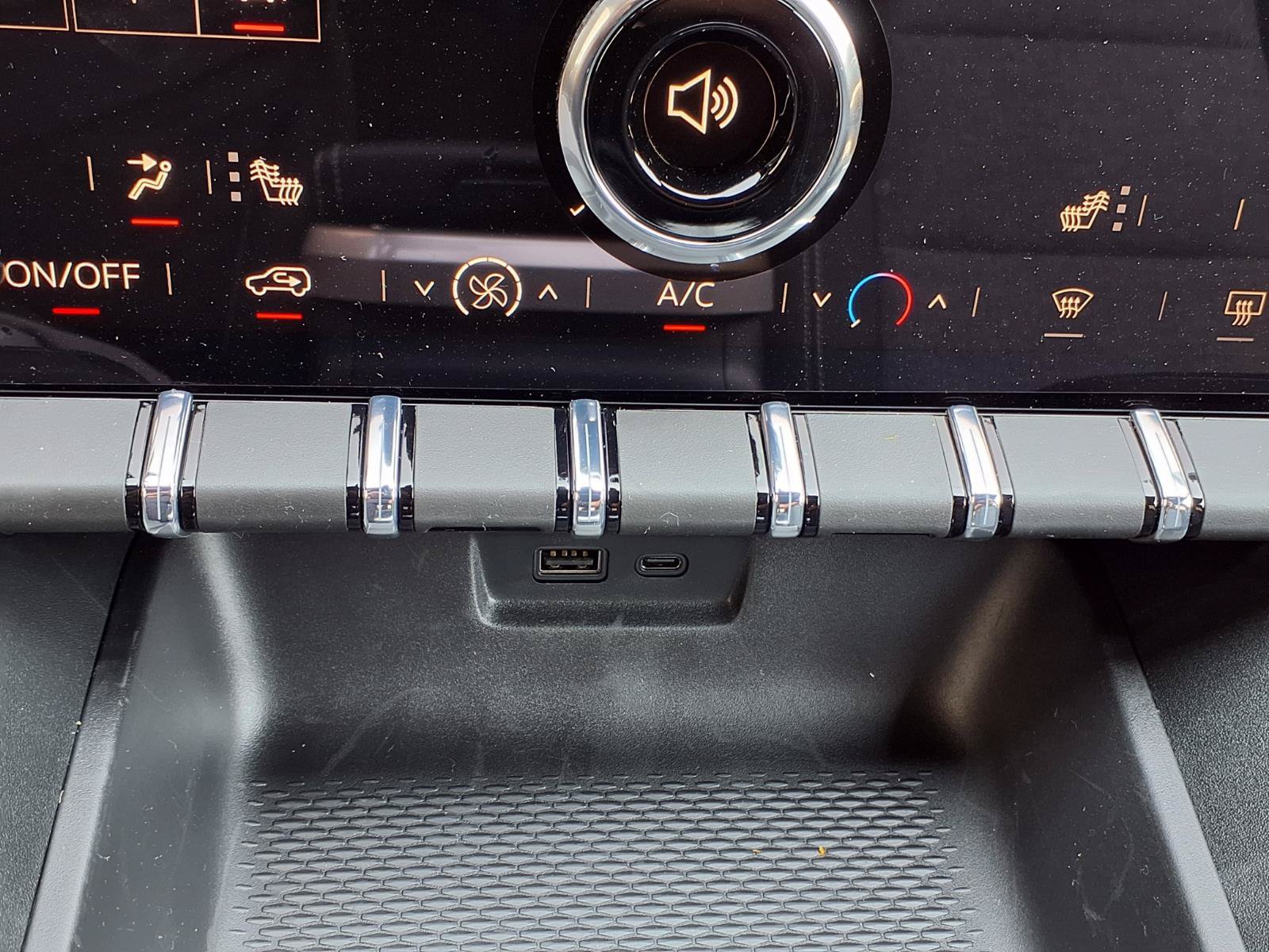 New 2027 GMC Terrain Elevation FWD image 5