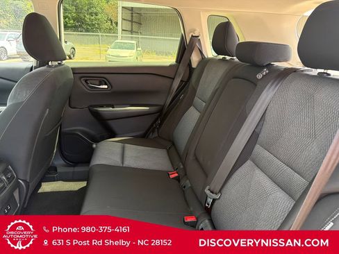 Certified 2025 Nissan Rogue SV FWD image 29