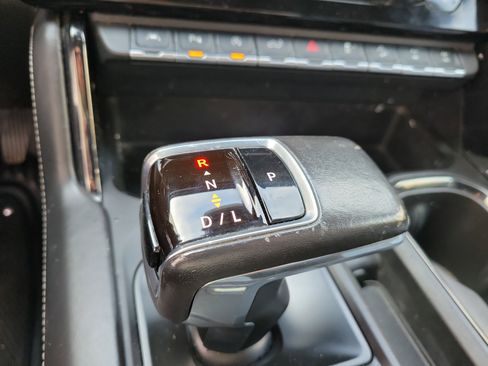 Used 2022 GMC Sierra 1500 AT4X image 28