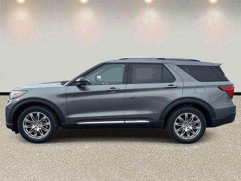 New 2026 Ford Explorer Platinum image 9