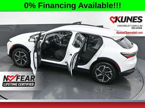 New 2026 Chevrolet Equinox EV LT image 44