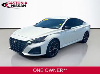 Used 2023 Nissan Altima 2.5 SR FWD video 3