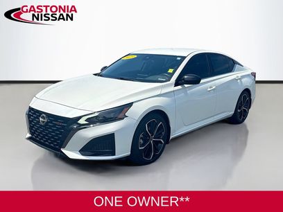 Used 2023 Nissan Altima 2.5 SR