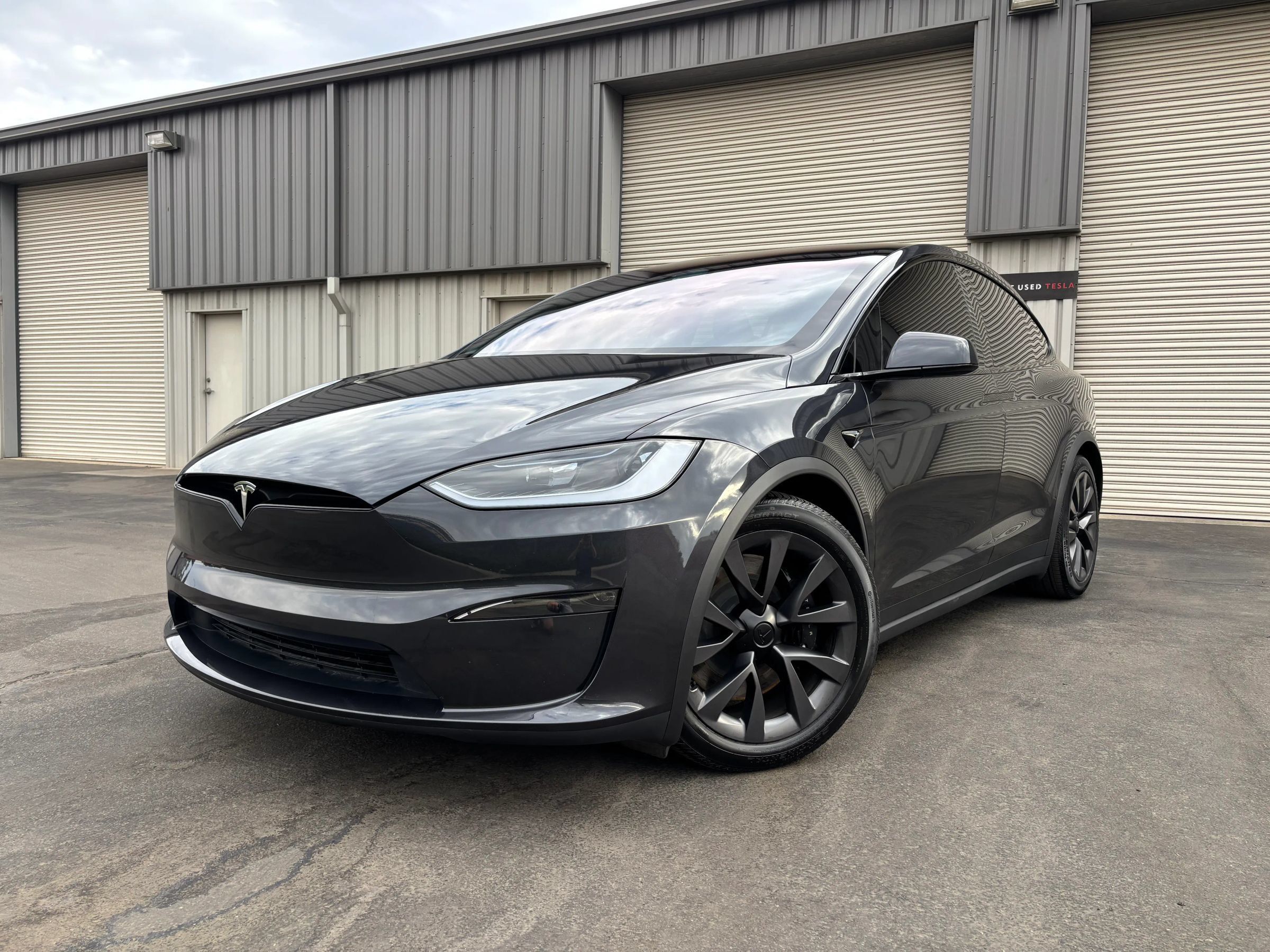 Used 2024 Tesla Model X AWD/4WD image 4