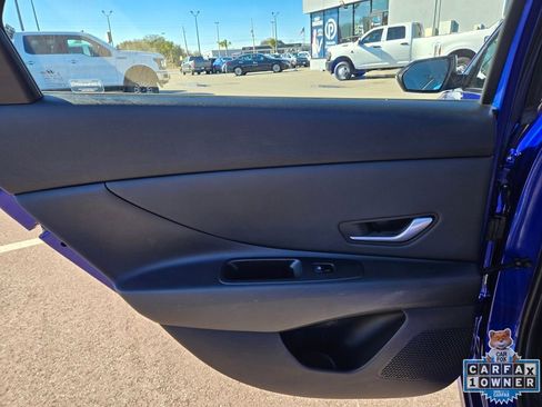 Used 2023 Hyundai Elantra Limited FWD image 38
