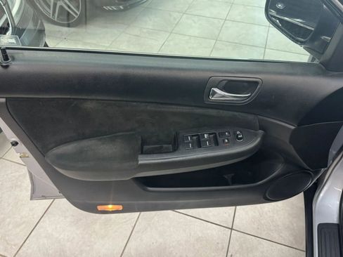 Used 2004 Honda Accord LX image 13