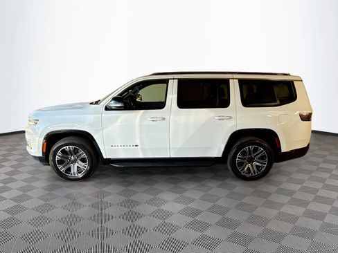 Used 2024 Jeep Wagoneer Series II AWD/4WD image 9