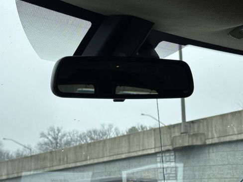 Used 2024 Chevrolet Express 3500 LT w/ LT Preferred Equipment Group image 4