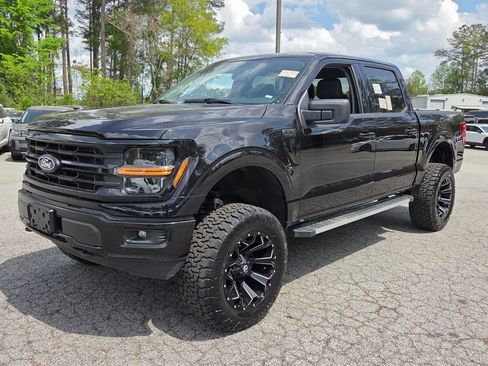 Used 2025 Ford F150 XLT w/ Equipment Group 301A Standard AWD/4WD image 3