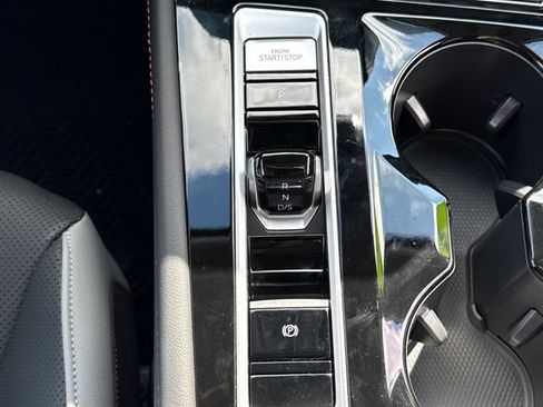 Certified 2026 Volkswagen Atlas Peak Edition AWD/4WD image 34