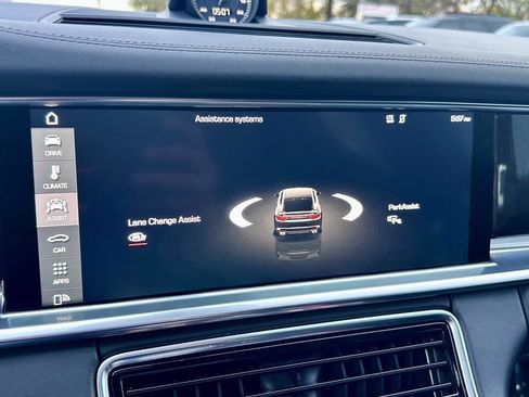 Used 2017 Porsche Panamera Turbo image 42