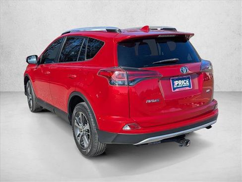 Used 2016 Toyota RAV4 XLE image 3