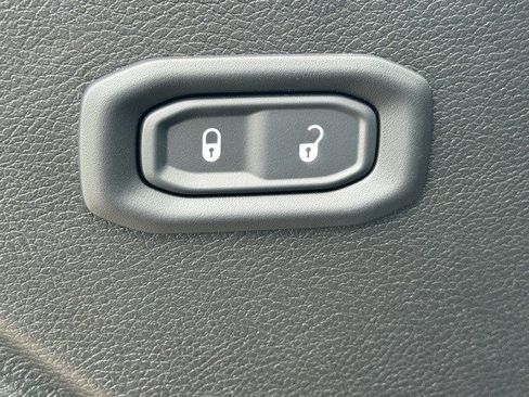 New 2025 Jeep Wrangler Sport S image 11