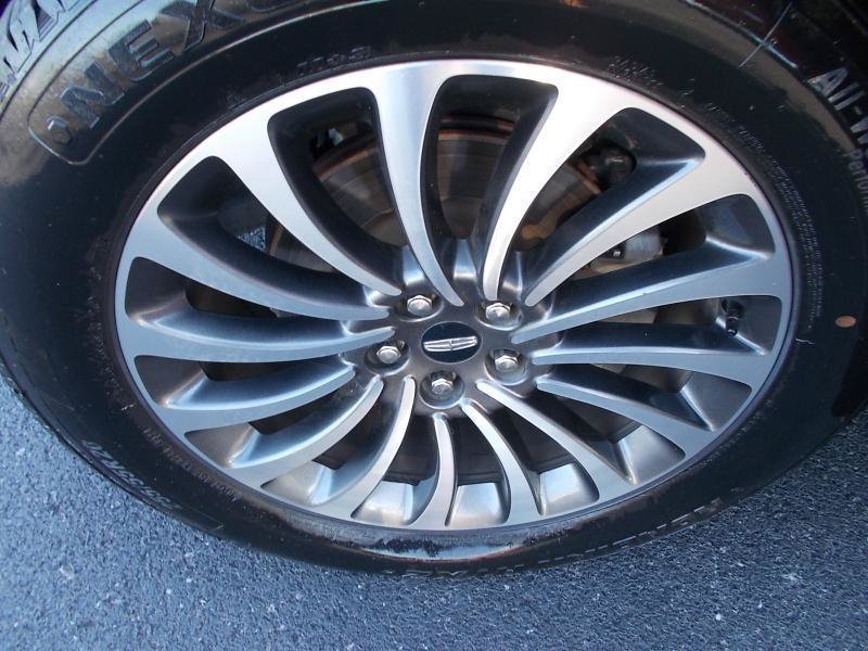 Used 2020 Lincoln Aviator Reserve w/ Equipment Group 201A AWD/4WD image 17