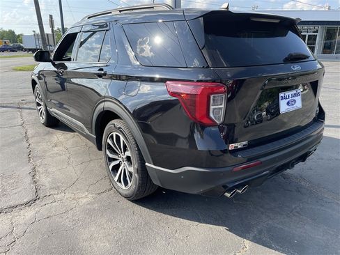Used 2022 Ford Explorer ST AWD/4WD image 4