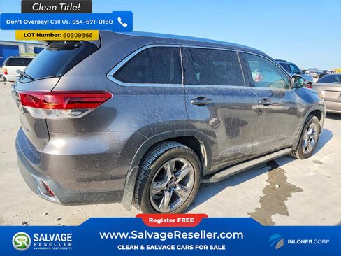 Used 2019 Toyota Highlander Limited Platinum FWD image 4