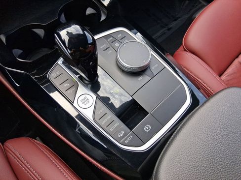 Certified 2023 BMW X4 xDrive30i w/ M Sport Package image 15