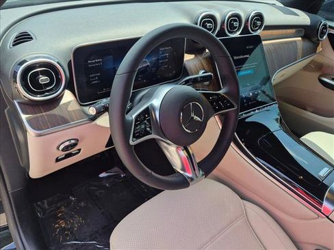 Certified 2026 Mercedes-Benz GLC 300 image 9