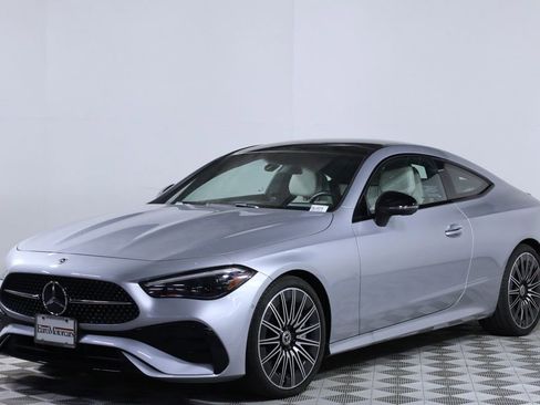 Certified 2026 Mercedes-Benz CLE 450 4MATIC Coupe image 4