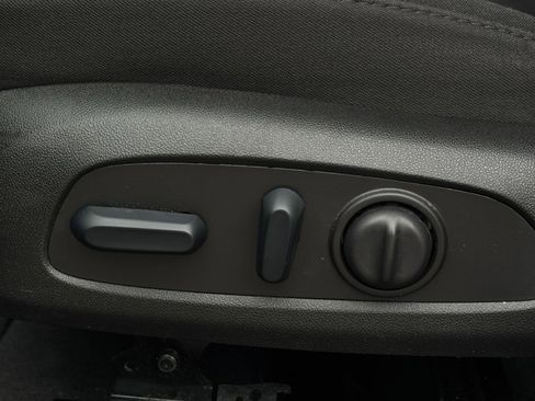 Used 2024 Chevrolet Malibu LT FWD image 22